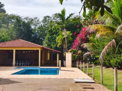Fazenda / Sítio / Chácara com 3 Quartos para alugar, 381m² no Condomínio Balneário Recreativa, Ribeirão Preto