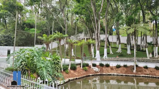 Fazenda / Sítio / Chácara com 3 Quartos à venda, 4900m² no Jardim Pinheirinho, Embu das Artes