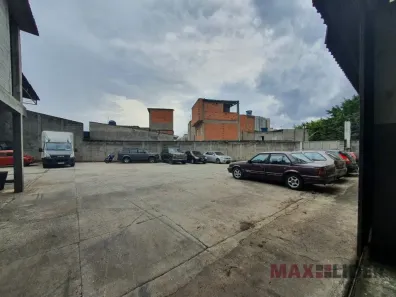 Galpão / Depósito / Armazém à venda, 687m² no Jardim Cecília Cristina, Carapicuíba