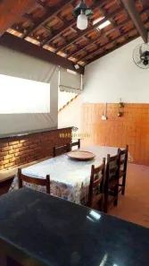 Sobrado com 3 Quartos para alugar, 258m² no Jardim dos Ipês, Suzano