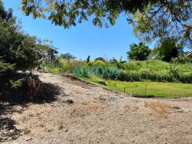 Fazenda / Sítio / Chácara com 2 Quartos à venda, 200m² no Chácara Santa Cecília, Caçapava