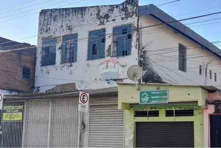 Galpão / Depósito / Armazém à venda, 386m² no Nova Esperança, Belo Horizonte