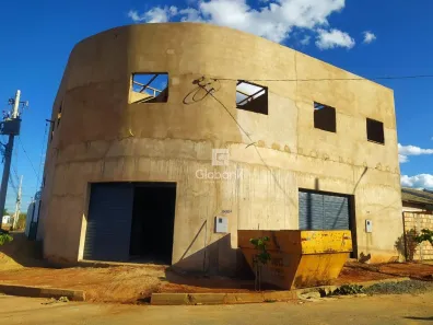 Loja / Salão / Ponto Comercial com 6 Quartos à venda, 260m² no Independência, Montes Claros