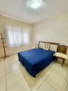 Fazenda / Sítio / Chácara com 2 Quartos à venda, 200m² no Piriquitos, Ponta Grossa