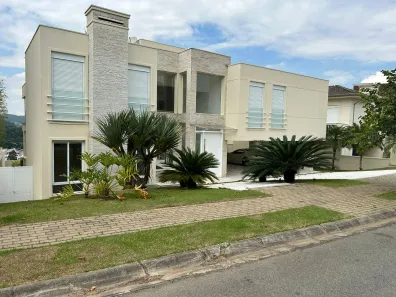 Casa de Condomínio com 5 Quartos para alugar, 593m² no Tamboré, Santana de Parnaíba