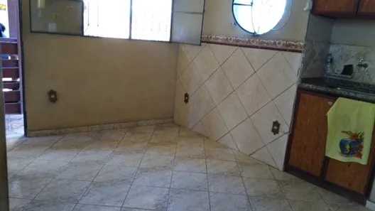 Kitnet com 1 Quarto à venda, 30m² no Centro, Maricá