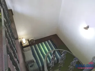 Fazenda / Sítio / Chácara com 3 Quartos para alugar, 390m² no Condomínio Lagoinha, Jacareí