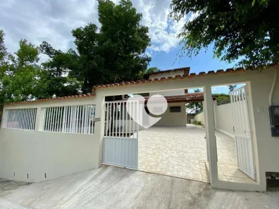 Casa de Condomínio com 5 Quartos à venda, 300m² no Praia do Morro, Guarapari
