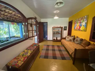 Fazenda / Sítio / Chácara com 3 Quartos à venda, 150m² no Santo Antônio, Duque de Caxias