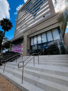Conjunto Comercial / Sala para alugar, 160m² no Bela Suiça, Londrina