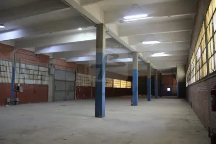 Galpão / Depósito / Armazém para alugar, 2800m² no Presidente Altino, Osasco