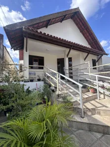 Casa com 5 Quartos para alugar, 160m² no Jardim Tavares, Campina Grande
