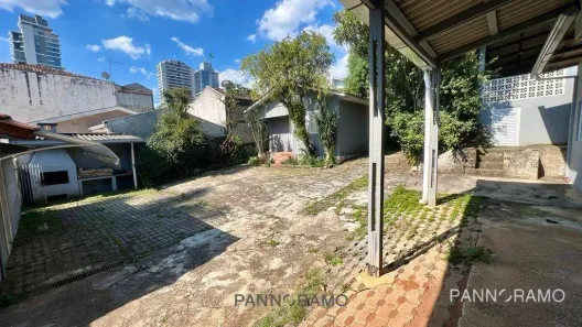 Casa Comercial para alugar, 299m² no Campina do Siqueira, Curitiba