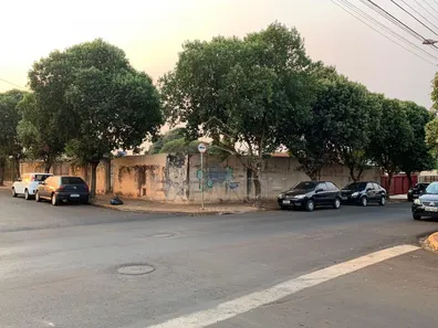 Loja / Salão / Ponto Comercial para alugar, 572m² no São João, Sertãozinho