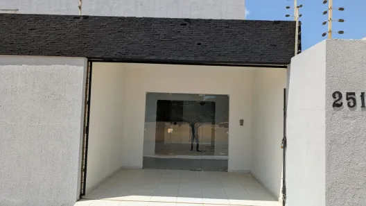 Galpão / Depósito / Armazém à venda, 800m² no Ipês, João Pessoa