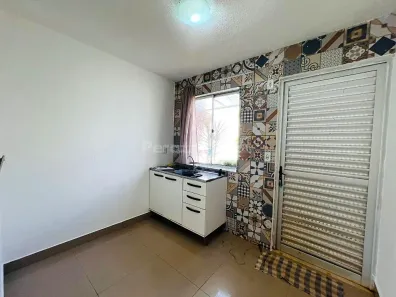 Casa de Condomínio com 2 Quartos para alugar, 58m² no Jardins Mangueiral, Brasília