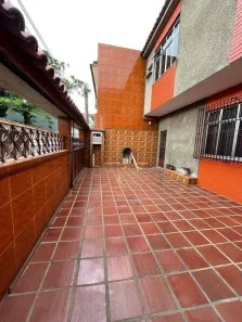 Casa de Condomínio com 2 Quartos para venda ou aluguel, 95m² no Centro, Nova Iguaçu