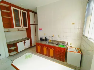 Kitnet com 1 Quarto à venda, 30m² no Guilhermina, Praia Grande