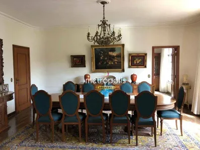 Sobrado com 5 Quartos para alugar, 750m² no Jardim Guedala, São Paulo