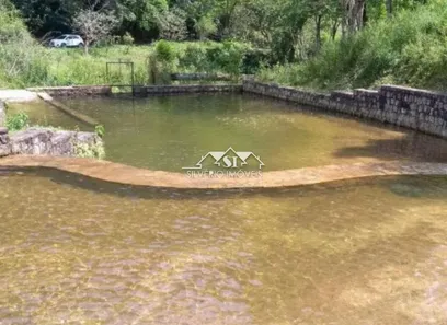 Fazenda / Sítio / Chácara com 3 Quartos à venda, 247m² no Mantiquira, Duque de Caxias