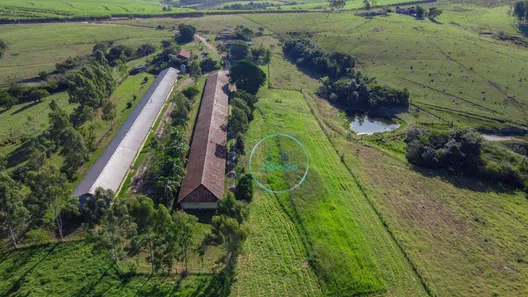 Fazenda / Sítio / Chácara com 3 Quartos à venda, 3200m² no Jardim Porangaba, Águas de São Pedro