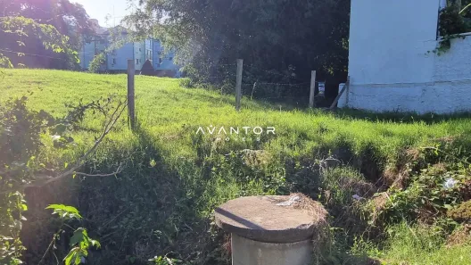 Terreno / Lote / Condomínio à venda, 281m² no Centro, Santa Maria