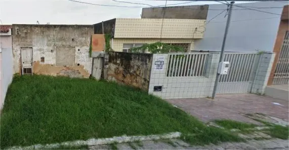Casa com 2 Quartos à venda, 300m² no Grageru, Aracaju