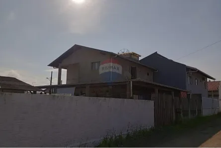 Sobrado com 2 Quartos à venda, 160m² no Armação, Penha