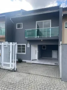 Sobrado com 3 Quartos à venda, 154m² no Costa e Silva, Joinville