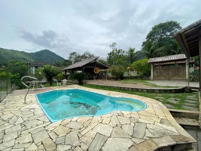 Casa de Condomínio com 3 Quartos à venda, 405m² no Limoeiro, Guapimirim