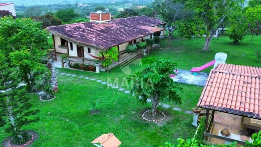 Fazenda / Sítio / Chácara com 6 Quartos à venda, 2700m² no Ebenezer, Gravatá