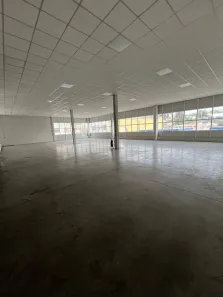 Galpão / Depósito / Armazém para alugar, 950m² no Calmon Viana, Poá
