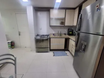 Apartamento com 3 Quartos para alugar, 93m² no Centro, Cabo Frio