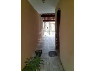 Sobrado com 3 Quartos à venda, 180m² no Parque Bandeirantes, Taubaté