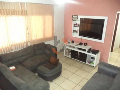 Casa com 2 Quartos à venda, 100m² no Centro, Nova Iguaçu