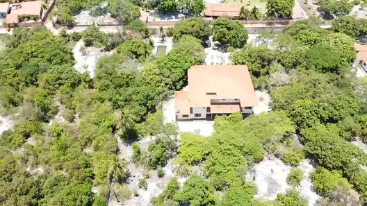 Fazenda / Sítio / Chácara com 8 Quartos para alugar, 600m² no Tapera, Aquiraz