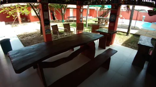 Casa com 5 Quartos para alugar, 350m² no , Conde