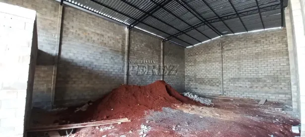 Galpão / Depósito / Armazém para alugar, 200m² no Ideal, Londrina