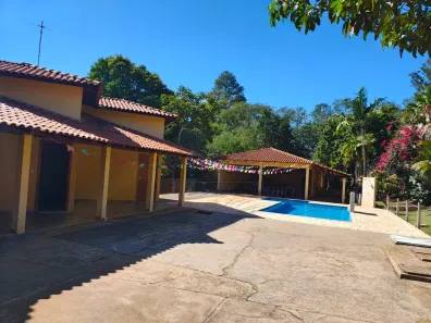 Fazenda / Sítio / Chácara com 3 Quartos para alugar, 381m² no Condomínio Balneário Recreativa, Ribeirão Preto