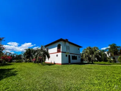 Casa com 4 Quartos para alugar, 370m² no Distrito Industrial, Criciúma