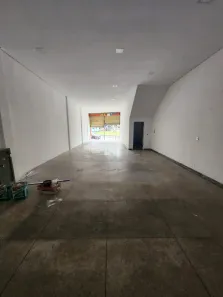 Loja / Salão / Ponto Comercial para alugar, 200m² no Jardim Maringá, Mauá
