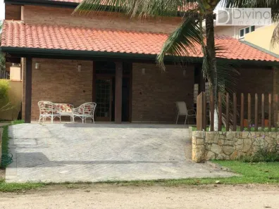 Casa de Condomínio com 3 Quartos para alugar, 215m² no , Ubatuba