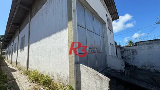 Galpão / Depósito / Armazém para alugar, 347m² no Parque Bitaru, São Vicente