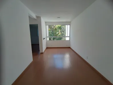 Apartamento com 2 Quartos para alugar, 58m² no Independência, Petrópolis