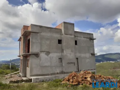 Sobrado com 2 Quartos à venda, 113m² no Jardim Bandeirantes, Poços de Caldas