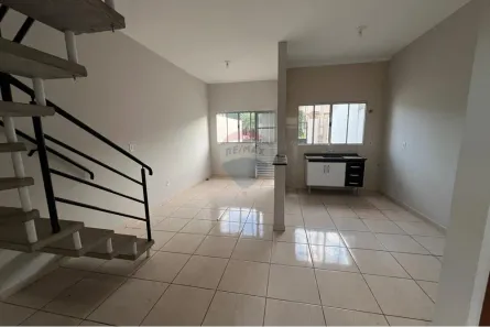 Sobrado com 2 Quartos à venda, 77m² no Parque Residencial Salerno (Nova Veneza), Sumaré