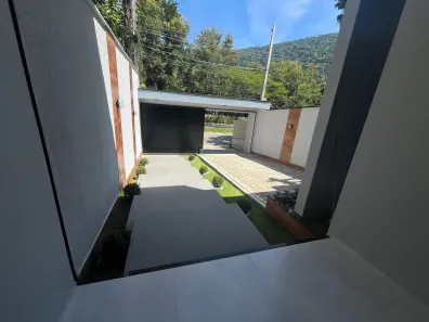 Casa com 2 Quartos à venda, 80m² no Itaocaia Valley (Itaipuaçu), Maricá