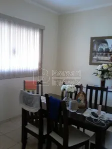 Sobrado com 4 Quartos à venda, 249m² no Centro, Araraquara