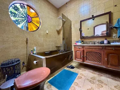 Casa de Condomínio com 5 Quartos para alugar, 241m² no Laranjal, Volta Redonda