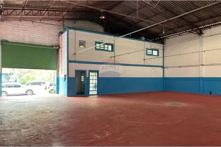 Galpão / Depósito / Armazém para alugar, 490m² no Aparecida, Bragança Paulista